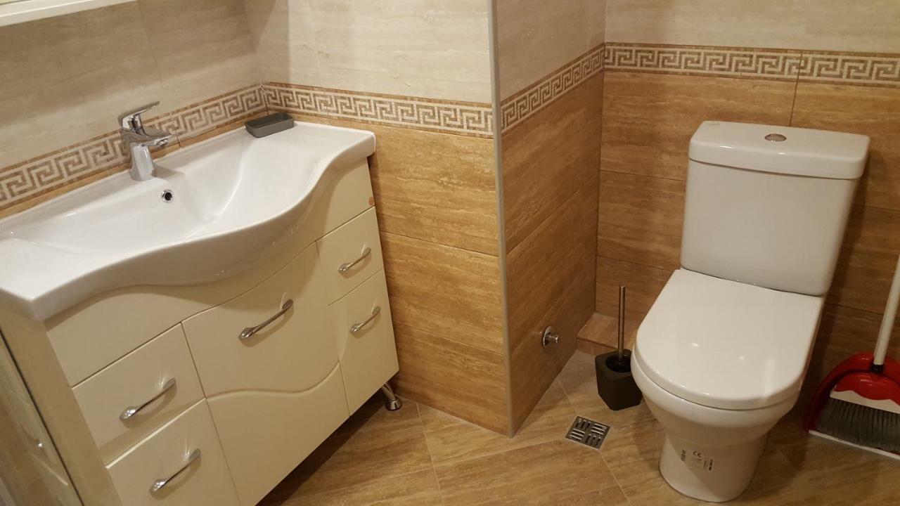 Mimino Apartment Deluxe First Line Batumi Exteriör bild