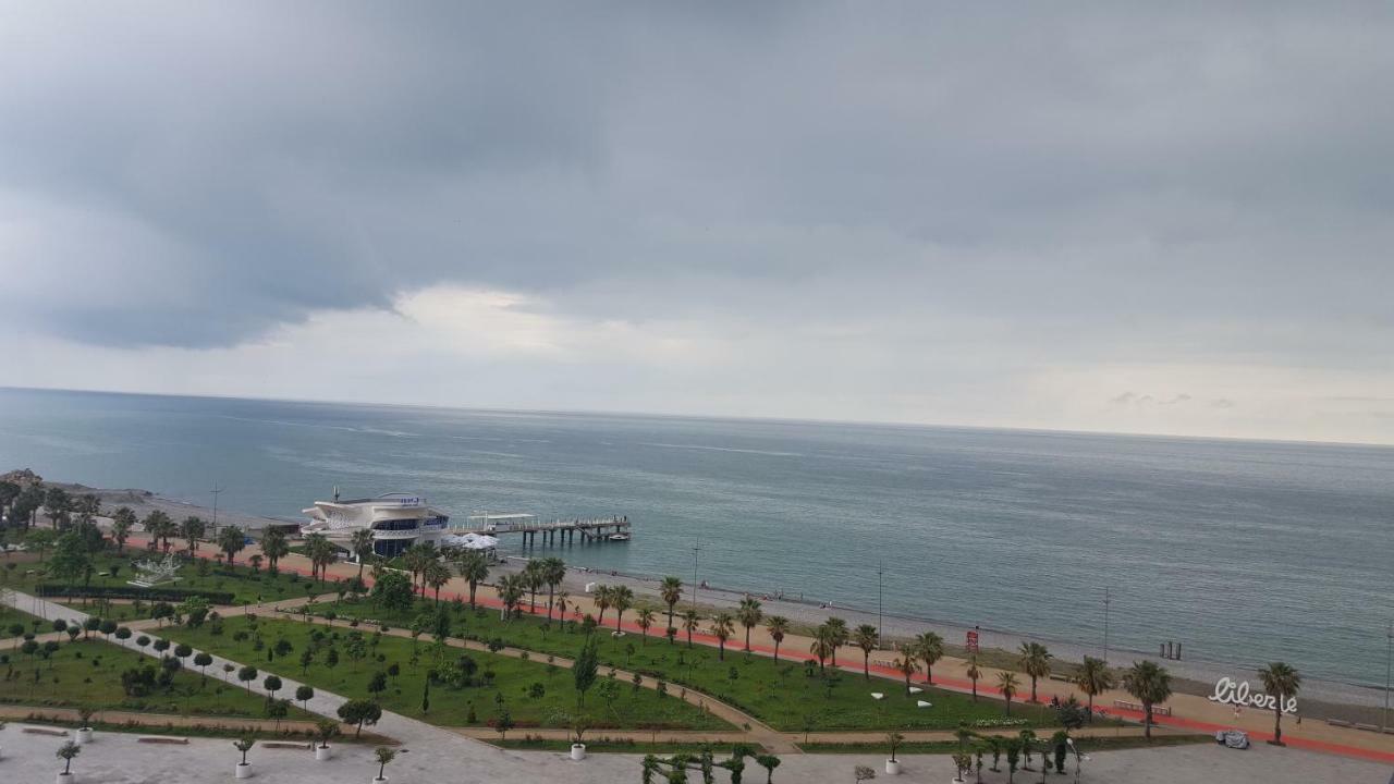 Mimino Apartment Deluxe First Line Batumi Exteriör bild